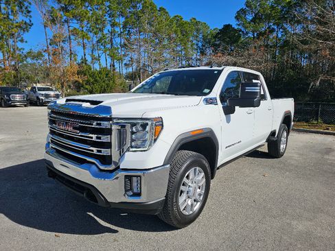 Used 2023 GMC Sierra 2500 SLE w/ SLE Convenience Package image 2