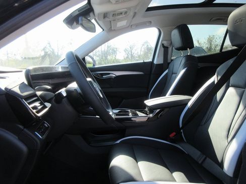 New 2025 Buick Envision Sport Touring image 12