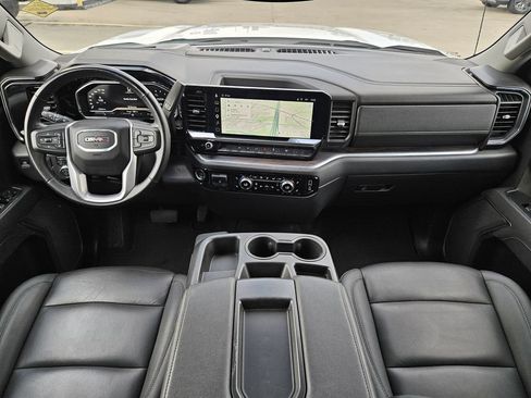Used 2025 GMC Sierra 1500 SLT RWD image 10