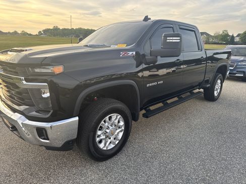 Certified 2024 Chevrolet Silverado 2500 LT image 7