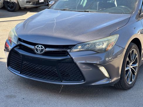 Used 2015 Toyota Camry XSE FWD image 10