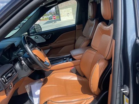Used 2020 Lincoln Aviator Black Label w/ Dynamic Handling Package AWD/4WD image 52