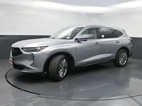 Used 2023 Acura MDX SH-AWD w/ Advance Package image 29