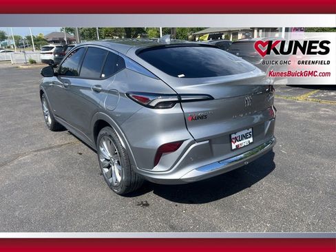 Used 2024 Buick Envista Avenir FWD image 9
