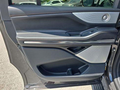New 2025 Lincoln Navigator L Black Label image 14