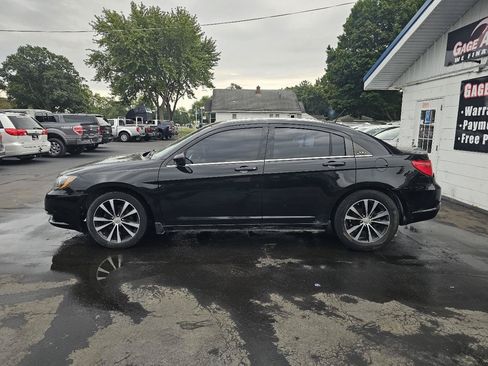 Used 2014 Chrysler 200 Limited w/ Sun/Sound Group FWD image 6