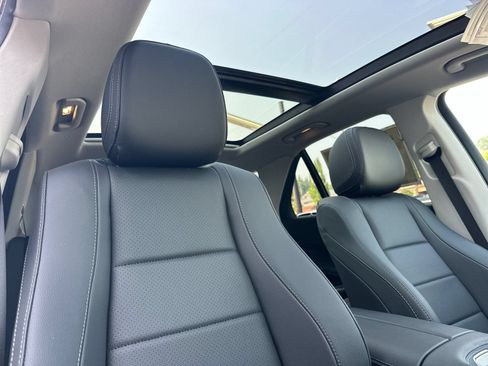 Certified 2026 Mercedes-Benz GLE 450 4MATIC image 17