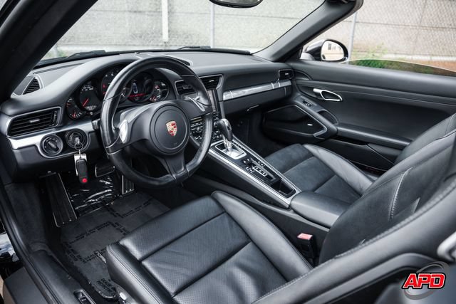 Used 2013 Porsche 911 Carrera RWD image 2