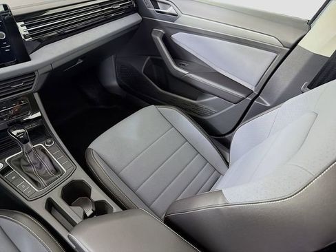 New 2026 Volkswagen Jetta SE FWD image 25