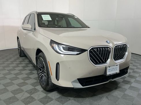 Certified 2025 BMW X3 xDrive30i w/ Premium Package image 4