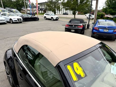 Used 2014 Volkswagen Beetle R-Line image 33