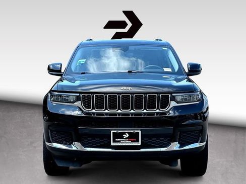 Used 2023 Jeep Grand Cherokee L Laredo RWD image 3