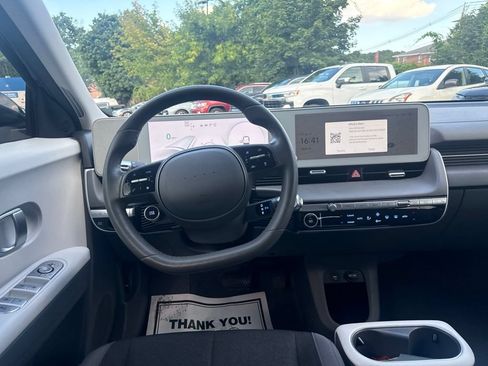 Certified 2024 Hyundai Ioniq 5 SEL RWD image 22