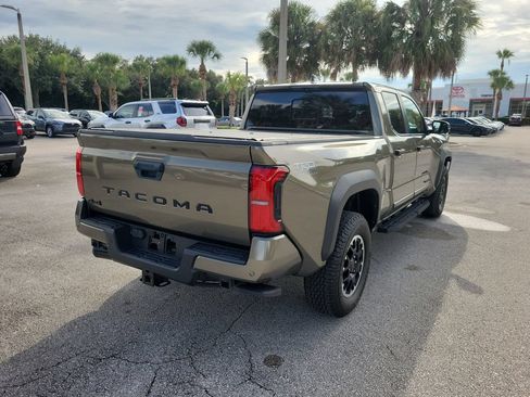 Used 2024 Toyota Tacoma TRD Off-Road w/ TRD Off Road Premium Package AWD/4WD image 3