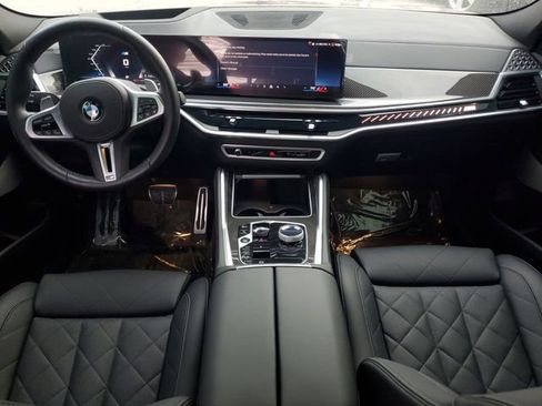 Used 2025 BMW X6 M60i w/ Executive Package image 18