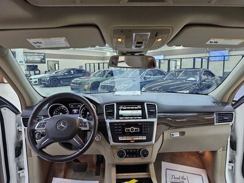Used 2014 Mercedes-Benz ML 350 2WD image 28