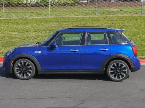 Used 2019 MINI Cooper S image 6