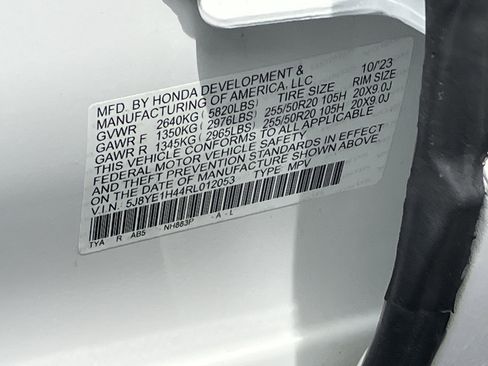 Used 2024 Acura MDX SH-AWD w/ Technology Package image 31