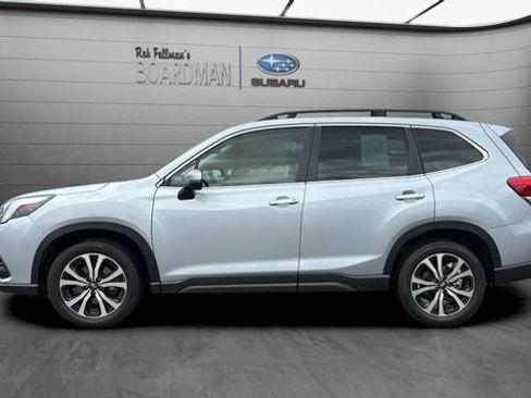 Used 2023 Subaru Forester Limited AWD/4WD image 9