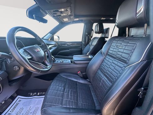 Certified 2022 Cadillac Escalade Premium Luxury Platinum image 25