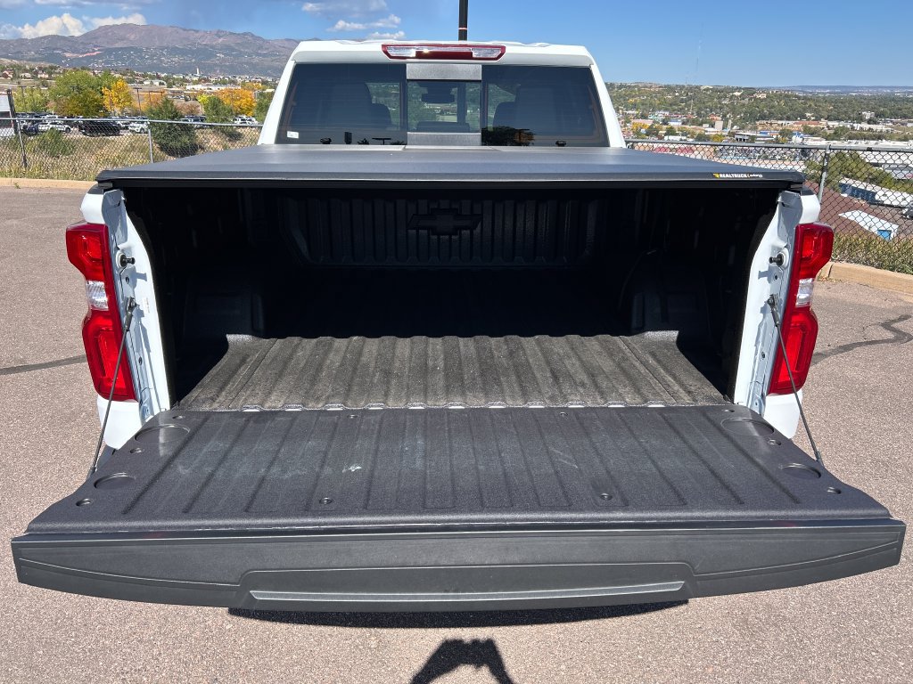 Used 2025 Chevrolet Silverado 1500 RST AWD/4WD image 5