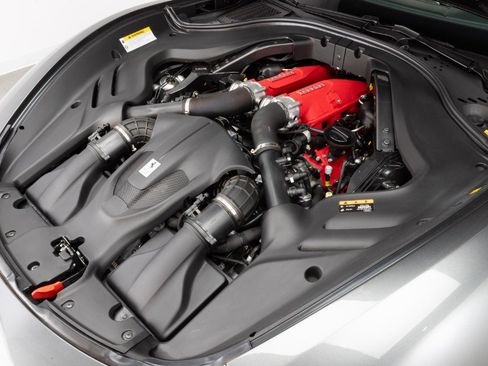 Used 2024 Ferrari Roma Spider image 85