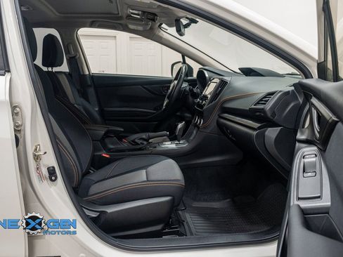 Used 2020 Subaru Crosstrek 2.0i Premium w/ Moonroof Package 2 AWD/4WD image 39