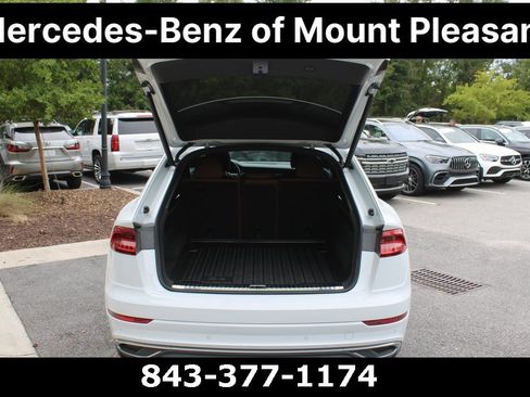 Used 2023 Audi Q8 Premium w/ Convenience Package image 7