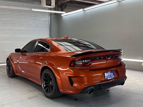 Used 2022 Dodge Charger Scat Pack RWD image 6