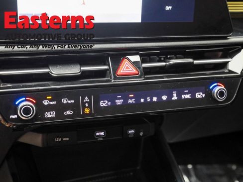 Used 2023 Kia Niro Wave image 20