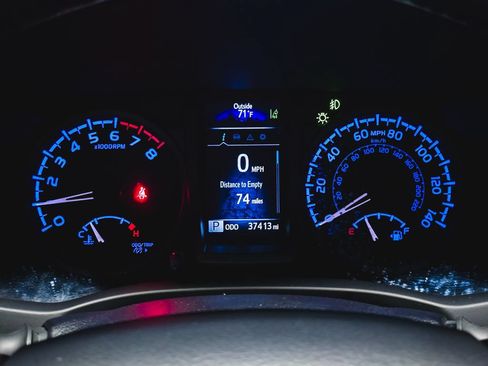 Used 2023 Toyota Tacoma TRD Sport w/ Technology Package RWD image 24