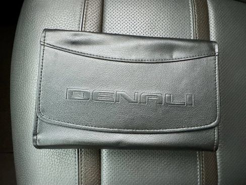 Used 2021 GMC Sierra 1500 Denali w/ Denali Illumination Package AWD/4WD image 47