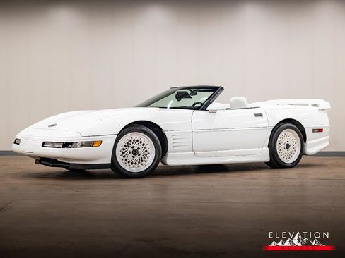 Used 1992 Chevrolet Corvette Convertible RWD image 1