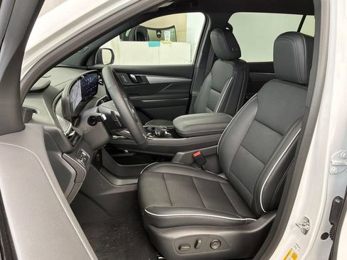 New 2026 Buick Enclave Preferred w/ Power Package AWD/4WD image 28