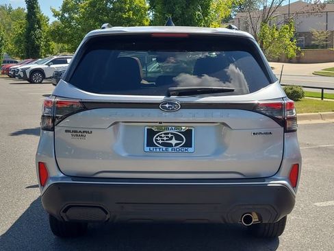 Certified 2025 Subaru Forester Touring AWD/4WD image 4