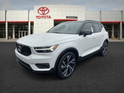 Used 2020 Volvo XC40 T4 R-Design w/ Protection Package Premier