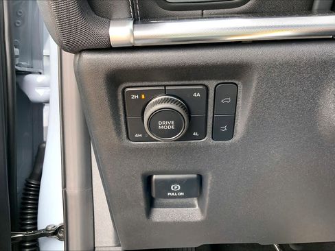 New 2026 Ford Expedition Platinum w/ Stealth Appearance Package image 20