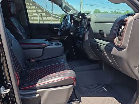 Used 2021 Chevrolet Silverado 1500 Custom Trail Boss w/ Midnight Edition AWD/4WD image 19