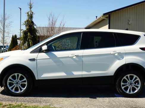 Used 2019 Ford Escape SE image 26