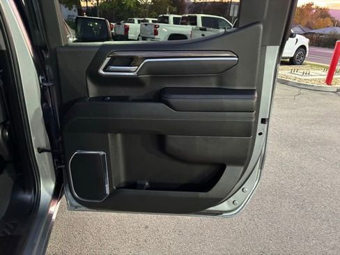Certified 2025 Chevrolet Silverado 1500 LT image 23