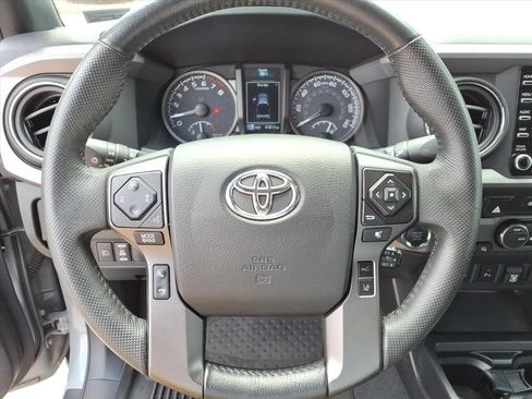 Certified 2021 Toyota Tacoma TRD Sport w/ TRD Premium Sport Package AWD/4WD image 21