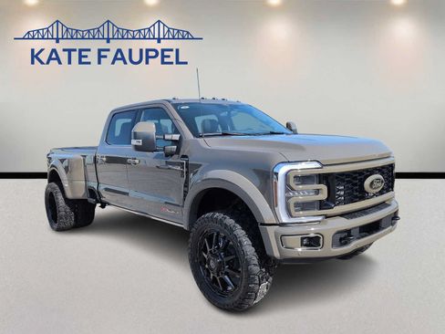 Used 2026 Ford F450 Platinum w/ Platinum Plus Package AWD/4WD image 1