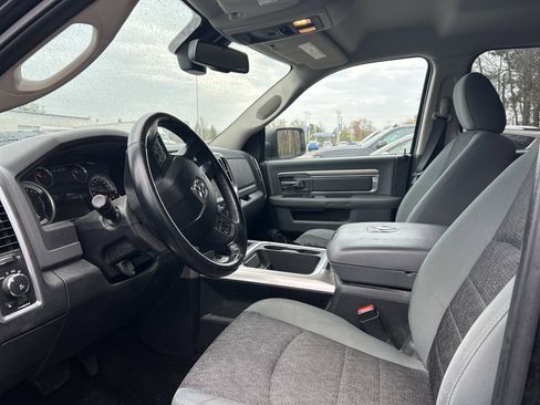 Used 2015 RAM 1500 Big Horn AWD/4WD image 9