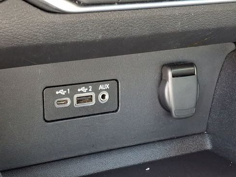Used 2025 Nissan Altima 2.5 SV FWD image 24