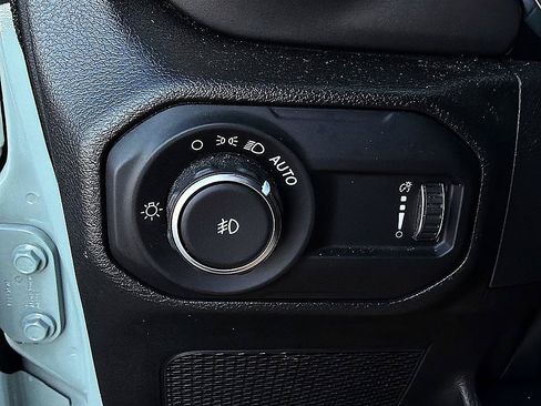 Used 2023 Jeep Wrangler Unlimited Sport AWD/4WD image 23