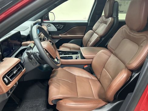 New 2026 Lincoln Aviator Reserve image 9