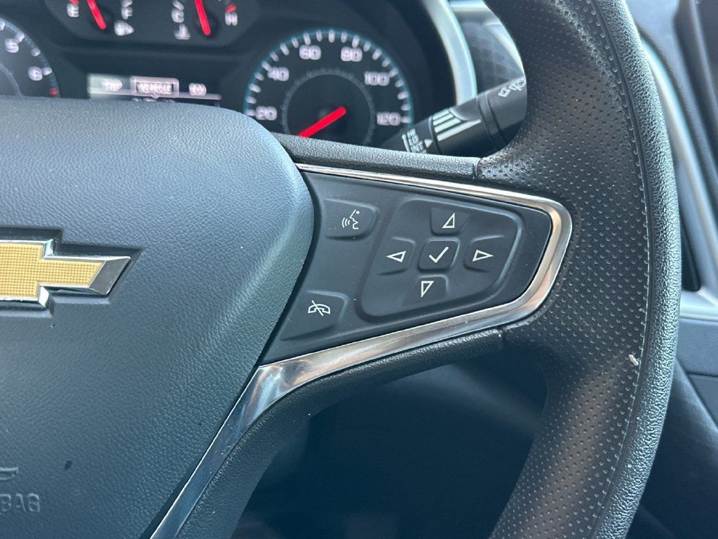 Used 2023 Chevrolet Malibu LT FWD image 29