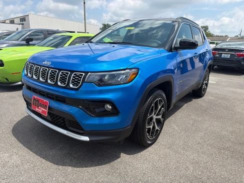 Used 2024 Jeep Compass Limited AWD/4WD image 1