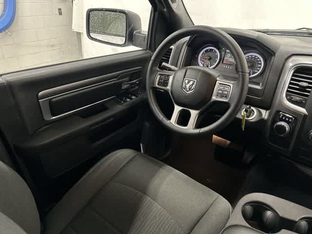 Used 2024 RAM 1500 Warlock RWD image 12