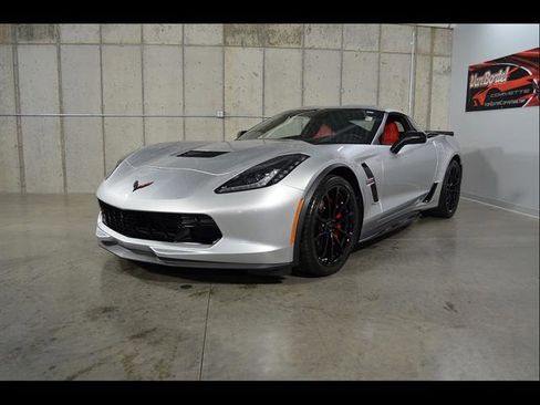 Used 2019 Chevrolet Corvette Grand Sport w/ Grand Sport Heritage Package RWD image 4
